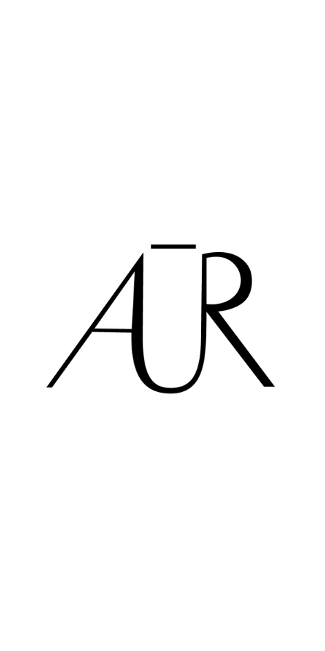 Aūr